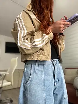 Sallem Pink online show from April 21, 2026, 12:12 pm