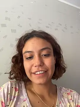 Snapshot of TamaraMera chatting on June 20, 2026, 3:39 pm TamaraMera online show from June 20, 2026, 3:39 pm