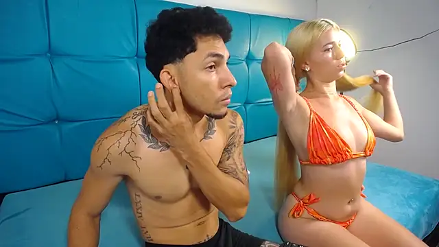 Snapshot of Bunny_Petit chatting on October 13, 2025, 10:39 am Bunny Petit online show from October 13, 2025, 10:39 am