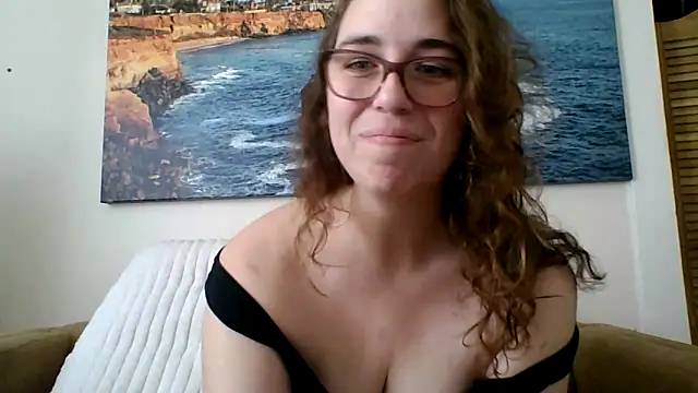 sweetsocalgirl online show from April 11, 2026, 11:08 pm