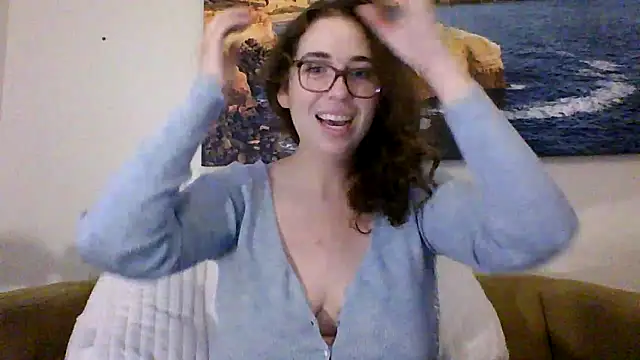 sweetsocalgirl online show from March 20, 2026, 2:07 pm