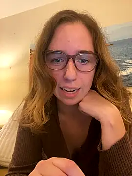 sweetsocalgirl online show from November 6, 2025, 3:43 am