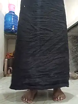 kajal 01raj online show from November 1, 2025, 4:12 pm