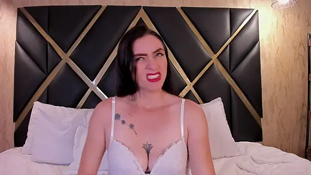 MeganHoffmaan online show from October 20, 2025, 7:36 pm