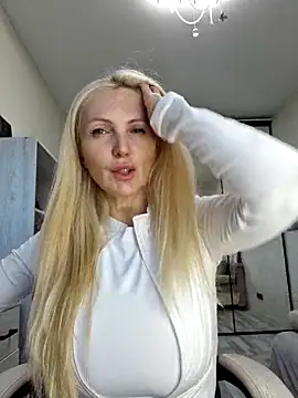 Monna online show from October 25, 2025, 2:07 pm