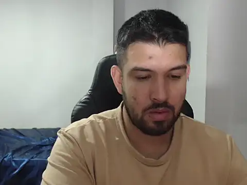 Axel11113 online show from September 22, 2025, 7:03 am