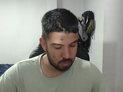 Axel11113 online show from September 23, 2025, 2:29 am