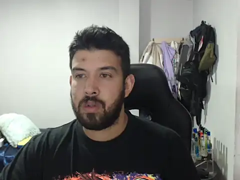 Axel11113 online show from October 18, 2025, 3:30 am