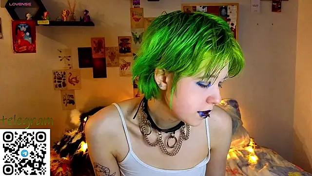 Snapshot of CarolineRichter chatting on January 31, 2026, 10:08 pm CarolineRichter online show from January 31, 2026, 10:08 pm