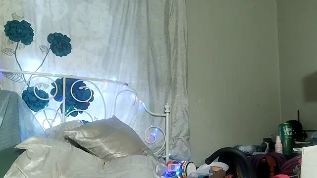 Snapshot of g0lden_are0las89 chatting on April 15, 2026, 9:26 pm g0lden are0las89 online show from April 15, 2026, 9:26 pm