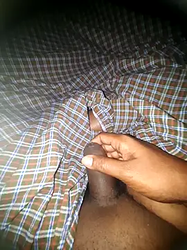 Snapshot of THANGAM2025 chatting on March 5, 2026, 11:32 pm THANGAM2025 online show from March 5, 2026, 11:32 pm