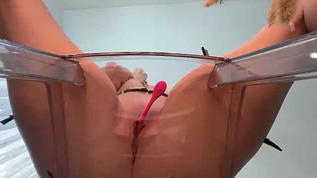 Snapshot of xbluex19x chatting on September 22, 2025, 10:54 am xbluex19x online show from September 22, 2025, 10:54 am