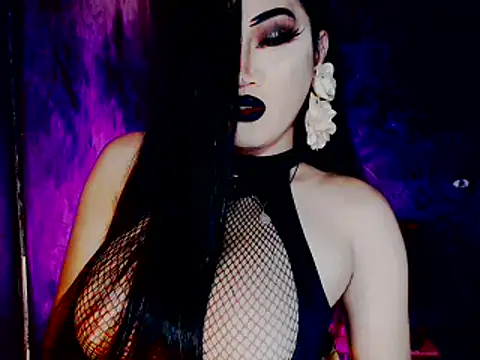 Snapshot of Mistress4fun chatting on October 19, 2025, 10:40 am Mistress4fun online show from October 19, 2025, 10:40 am