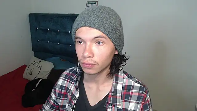 Xoxo Smiles online show from November 3, 2025, 12:38 am