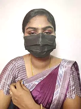 Snapshot of Tamil_Princess12 chatting on October 15, 2025, 6:38 pm Tamil Princess12 online show from October 15, 2025, 6:38 pm