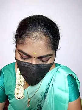 Snapshot of Tamil_Princess12 chatting on September 21, 2025, 6:13 pm Tamil Princess12 online show from September 21, 2025, 6:13 pm