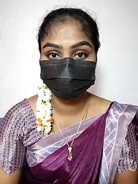 Snapshot of Tamil_Princess12 chatting on October 4, 2025, 7:26 pm Tamil Princess12 online show from October 4, 2025, 7:26 pm