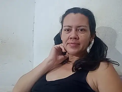 BrenoAvelar online show from July 5, 2026, 4:19 am