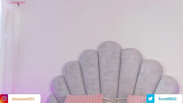 emma-conti2 online show from February 26, 2026, 12:49 pm