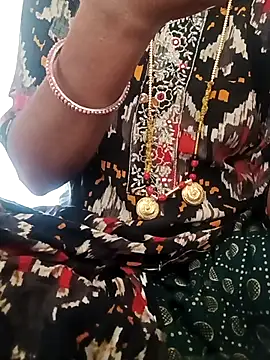 NISHU-TELUGU online show from November 5, 2025, 5:10 am