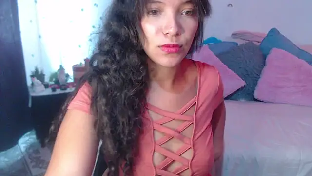 mia blue01 online show from September 27, 2025, 5:19 pm