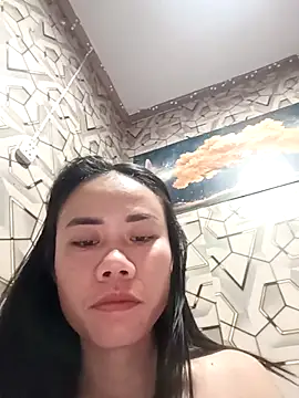 sexhot 22 online show from April 15, 2026, 10:32 pm