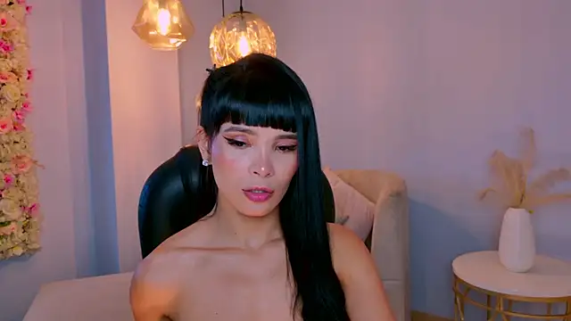 AgathaKondo  online show from February 5, 2026, 7:32 pm