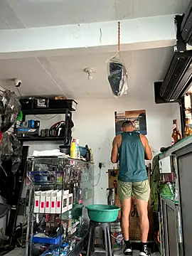 Snapshot of Terra-22cm chatting on December 22, 2025, 2:06 pm Terra-22cm online show from December 22, 2025, 2:06 pm