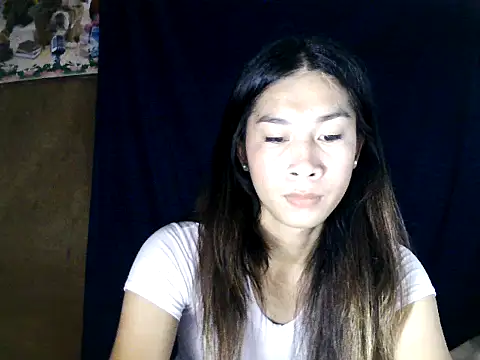Snapshot of Asian_PrettyAle chatting on October 12, 2025, 2:46 am Asian PrettyAle online show from October 12, 2025, 2:46 am