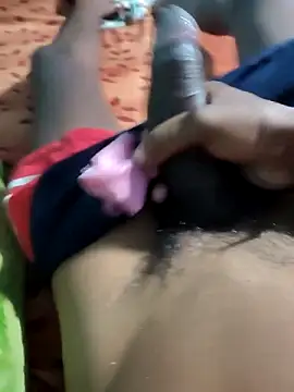 Snapshot of RAYI_Queen_4 chatting on March 3, 2026, 11:17 am RAYI Queen 4 online show from March 3, 2026, 11:17 am