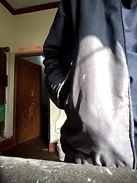 Snapshot of RAYI_Queen_4 chatting on January 8, 2026, 3:23 am RAYI Queen 4 online show from January 8, 2026, 3:23 am