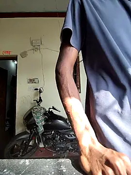 Snapshot of RAYI_Queen_4 chatting on January 11, 2026, 4:08 am RAYI Queen 4 online show from January 11, 2026, 4:08 am