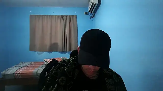 Jaket lovers online show from October 10, 2025, 6:53 pm