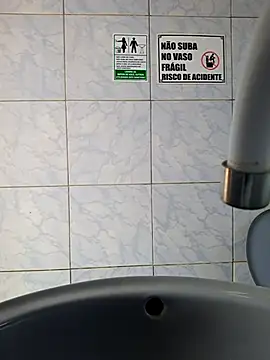 Snapshot of Negodabenga chatting on November 11, 2025, 6:14 pm Negodabenga online show from November 11, 2025, 6:14 pm