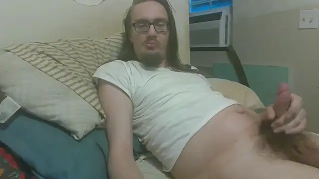 Snapshot of dandonn chatting on June 9, 2026, 10:38 am dandonn online show from June 9, 2026, 10:38 am