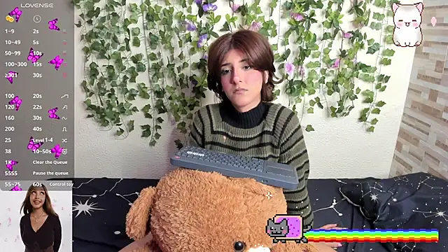 Snapshot of Amy_Moonlight chatting on October 16, 2025, 10:29 pm Amy Moonlight online show from October 16, 2025, 10:29 pm