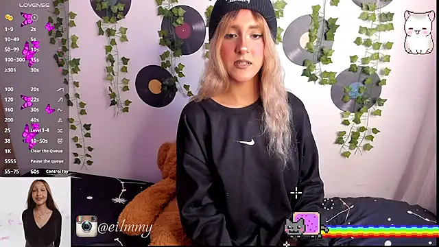 Snapshot of Amy_Moonlight chatting on September 10, 2025, 8:41 pm Amy Moonlight online show from September 10, 2025, 8:41 pm