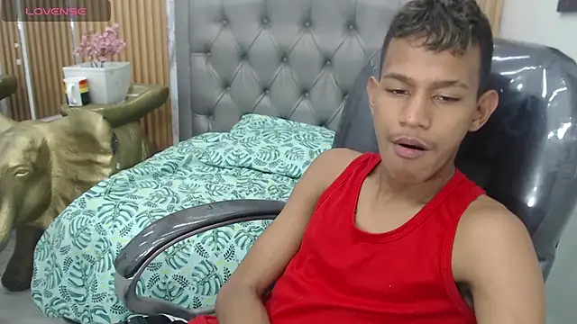 Rory castro online show from November 29, 2025, 7:14 pm