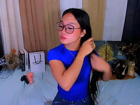 Snapshot of Ataliya_Cataleya chatting on April 23, 2026, 11:06 pm Ataliya Cataleya online show from April 23, 2026, 11:06 pm