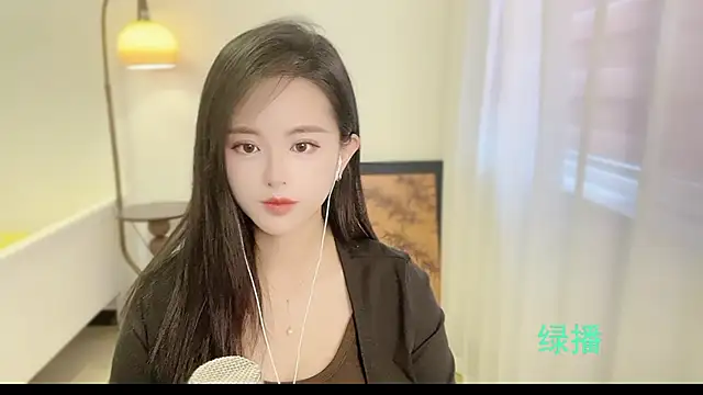 Musae7 online show from October 27, 2025, 2:12 am