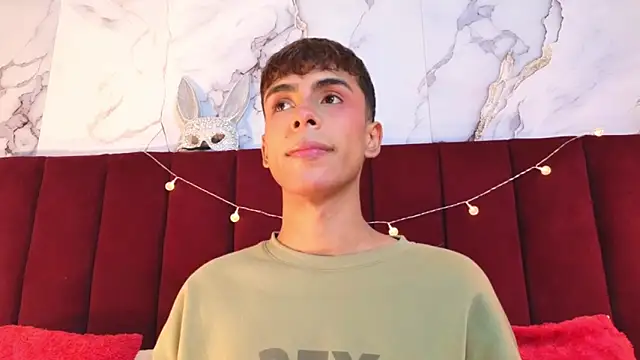 Snapshot of PrincePoppy chatting on September 29, 2025, 8:36 pm PrincePoppy online show from September 29, 2025, 8:36 pm