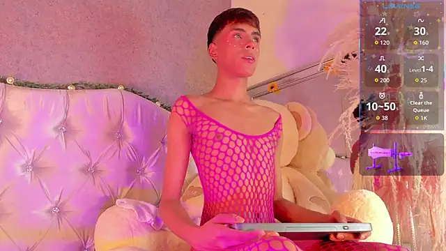 Snapshot of PrincePoppy chatting on September 14, 2025, 8:20 pm PrincePoppy online show from September 14, 2025, 8:20 pm