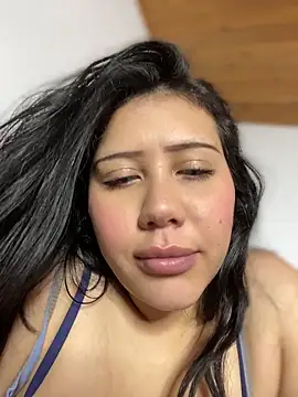 Snapshot of snow_doll chatting on June 9, 2026, 7:48 pm snow doll online show from June 9, 2026, 7:48 pm