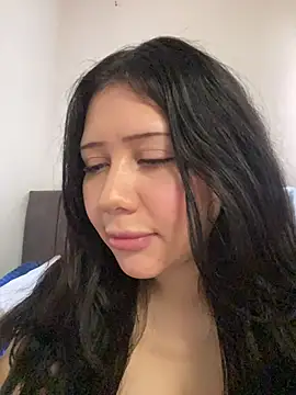 Snapshot of snow_doll chatting on July 6, 2026, 7:38 pm snow doll online show from July 6, 2026, 7:38 pm