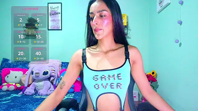 angelic coral online show from June 25, 2026, 2:09 am