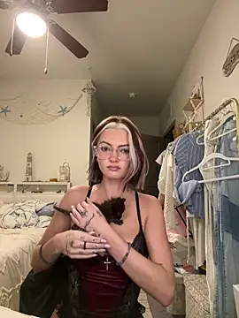 Snapshot of imtessaxoxo chatting on November 6, 2025, 3:43 am imtessaxoxo online show from November 6, 2025, 3:43 am