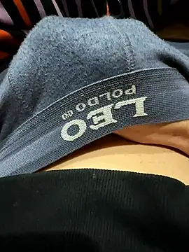 adiluci1 online show from January 11, 2026, 4:08 am