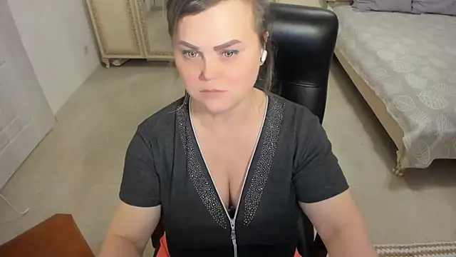 MildMature online show from March 1, 2025, 3:53 am