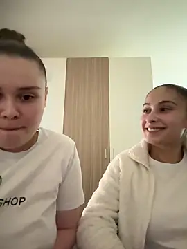 Snapshot of FemmeAffair chatting on February 8, 2026, 10:29 pm FemmeAffair online show from February 8, 2026, 10:29 pm