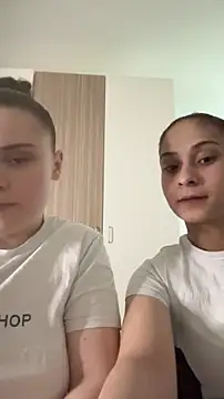 FemmeAffair online show from April 8, 2026, 11:39 pm